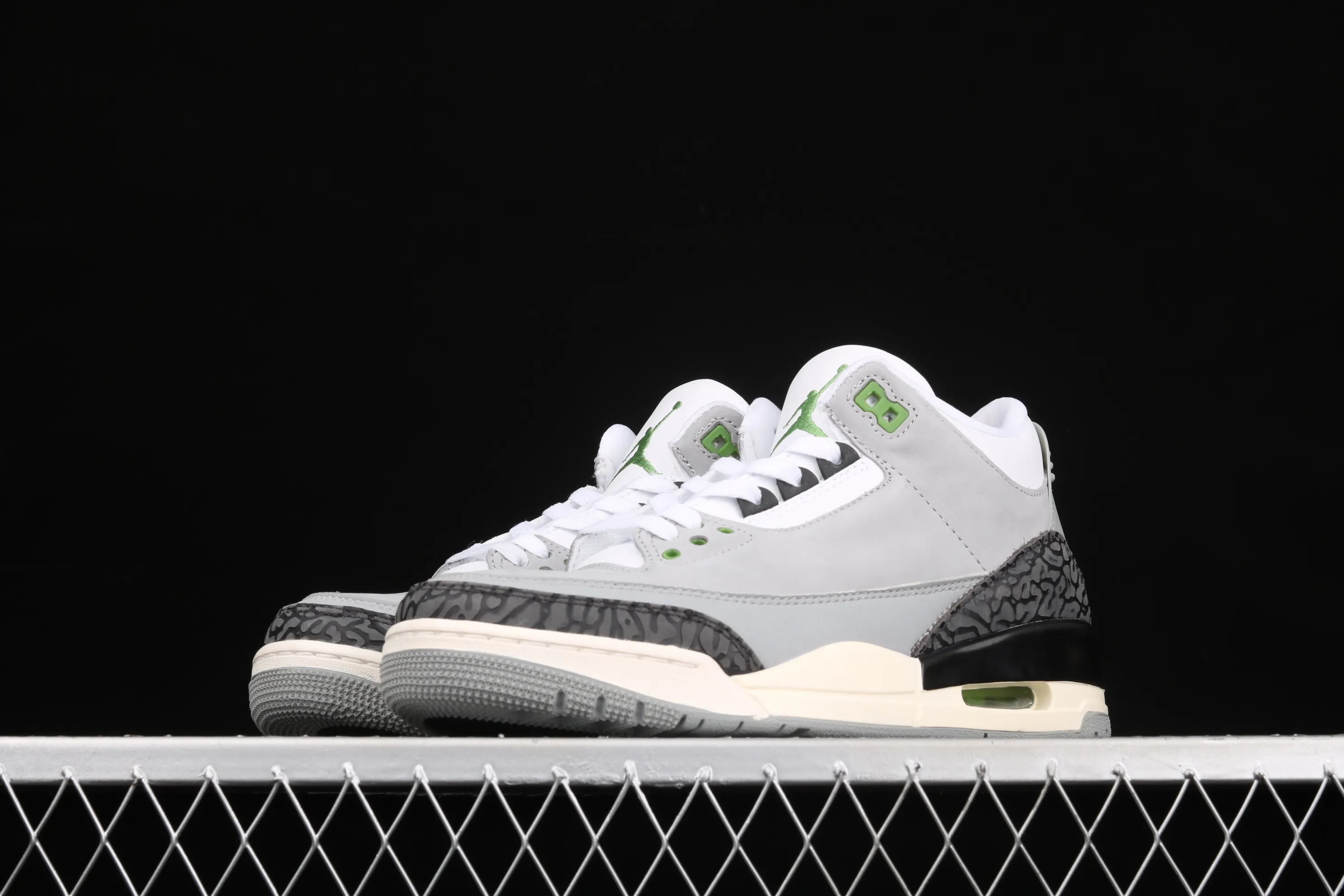 All categories Air Jordan Jordan series basketball shoes Air Jordan 3 #ZG version Air Jordan 3 Retro "Chlorophyll" AJ3 Joe 3 Chlorophyll Gray Green Manuscript 136064-006